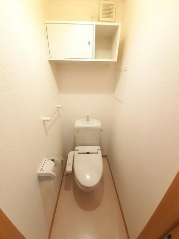 セレノ　アルバ　Ｂのトイレ|清潔感のあるトイレです