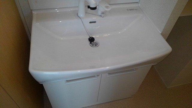 ヴィレ・ニ・カンパーニャⅡの独立洗面台|スペースが確保できる洗面所です