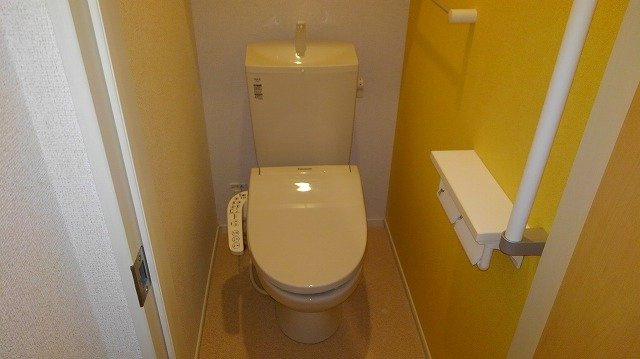 ヴィレ・ニ・カンパーニャⅡのトイレ|コンパクトで使いやすいトイレです