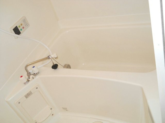 ラ・ボンヌ・シャンス．Ⅱの浴室|きれいなお風呂です