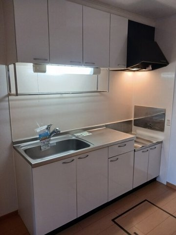 サングレイス　Ⅰのキッチン|きれいなキッチンです