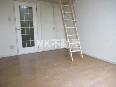 【居間・リビング】 | フルール五百石（八戸ノ里賃貸） | 洋室です