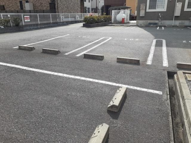 ソレイユ白浜北Ⅱの駐車場