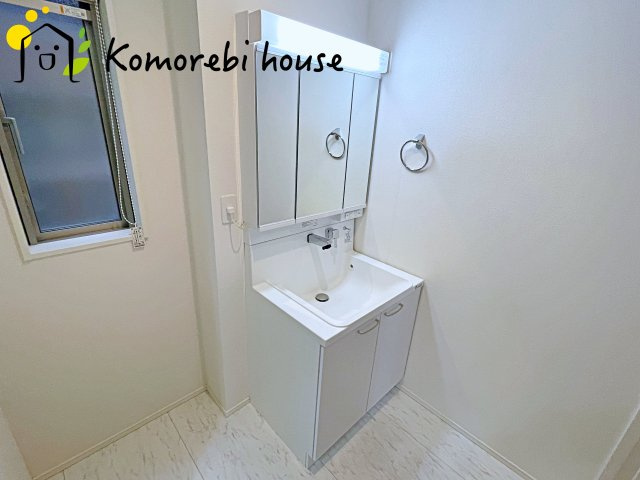 さいたま市見沼区大字西山村新田　中古一戸建ての独立洗面台|26.3.2撮影済み
