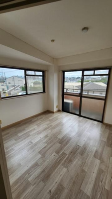 【寝室】 | 泉水ガーデン