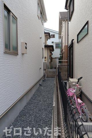 《仲介手数料無料》練馬区大泉学園町３丁目23-19新築一戸建てTerrechezの外観