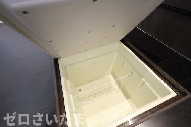 《仲介手数料無料》練馬区大泉学園町３丁目23-19新築一戸建てTerrechezのキッチン
