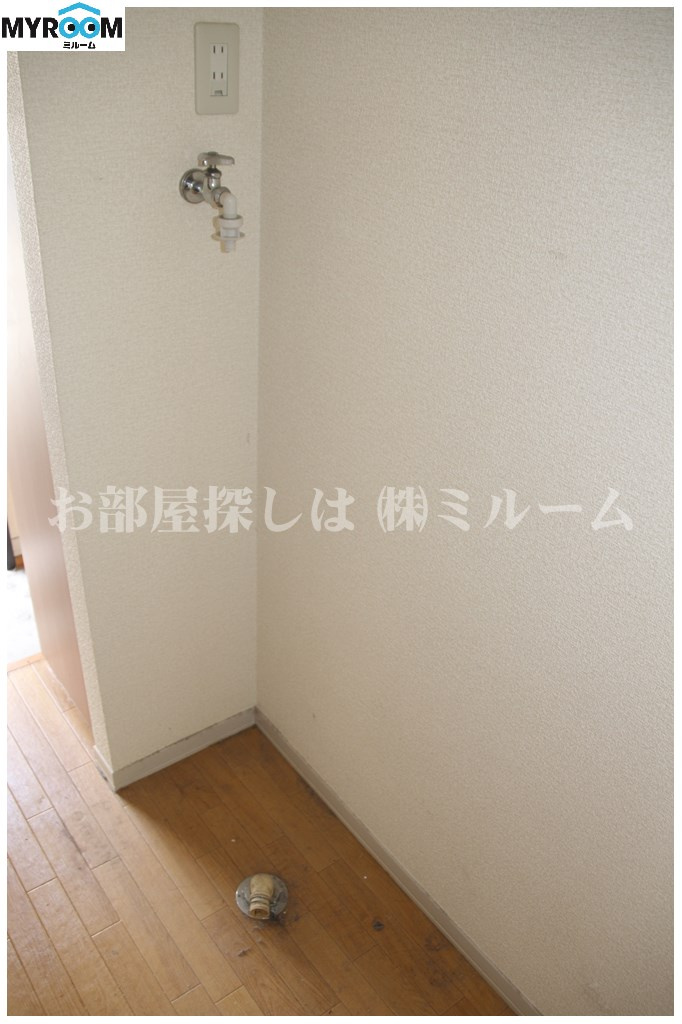 新宿区高田馬場４丁目の賃貸マンションの設備|室内洗濯機置場★（同一仕様写真）