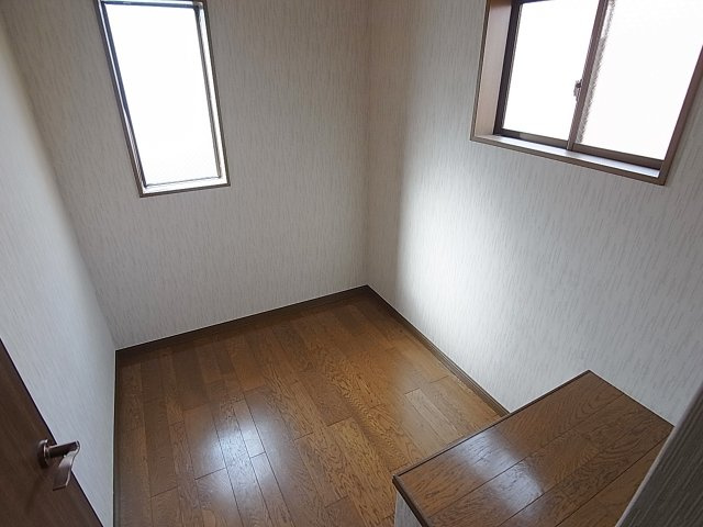 久保町7丁目貸家のその他|２Ｆの3帖のお部屋、物置部屋や子供遊び部屋等にどうぞ