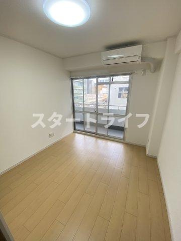 大阪市淀川区西宮原２丁目の賃貸マンションの寝室