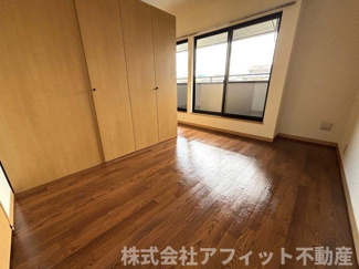 【その他】 | メゾンフルールⅡ | 南側の洋室6帖