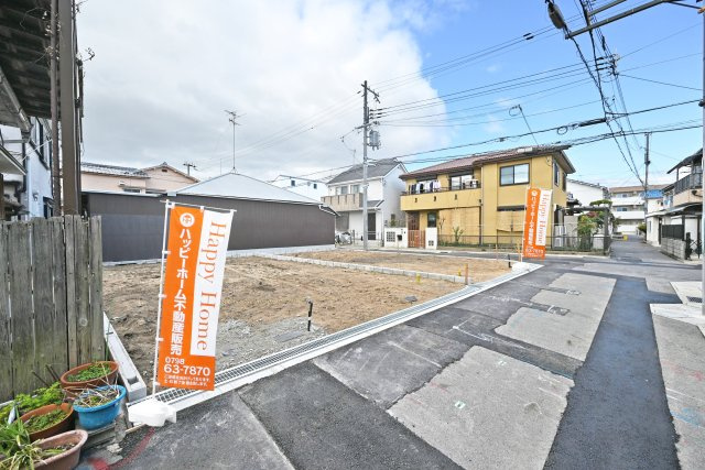 西宮市鳴尾町2丁目新築一戸建て│2SLDK+駐車1台可の外観|全棟、ゆったりとしたプランでご家族団らんのひと時を過ごして頂けます。2026年7月完成予定になっています。鳴尾町で新生活を始めませんか？