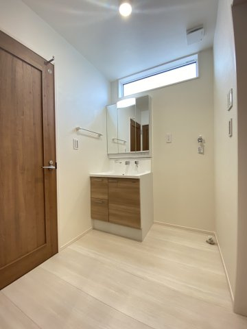 【脱衣所】 | 中央区出水5丁目B棟