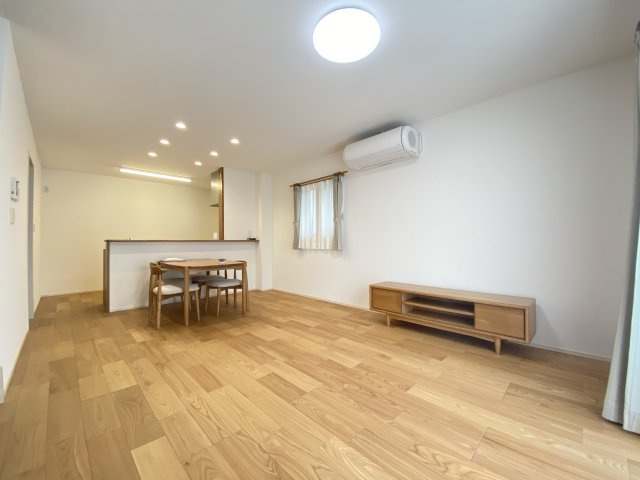 【居間・リビング】 | 中央区出水5丁目B棟