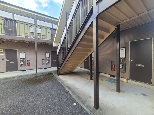 モンターニュの居間・リビング|別室参考写真です。