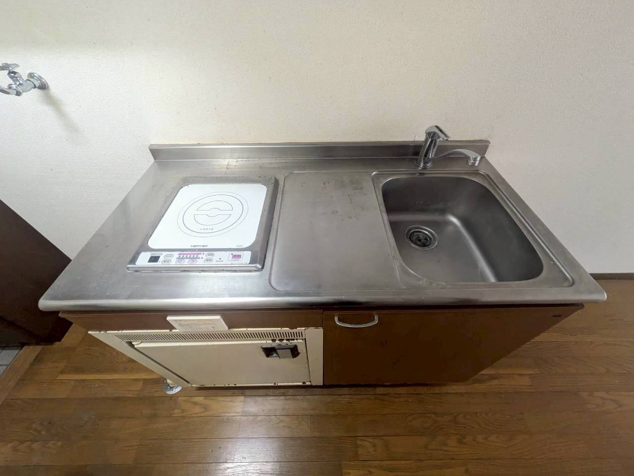 モンターニュのキッチン|別室参考写真です。