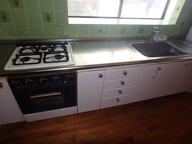 K0186H　河津町見高中古住宅のキッチン