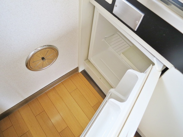 カーサ稲垣のキッチン|ミニ冷蔵庫付いてます♪