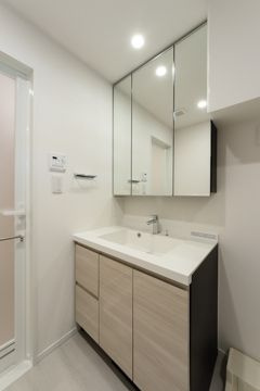 【独立洗面台】