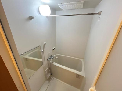 【浴室】 | ヴェラ・フロレンス | バス