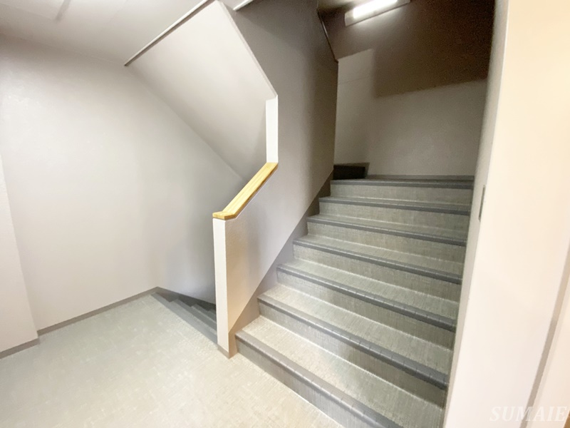 ステラメゾン田端のその他共用部分|共用階段です☆