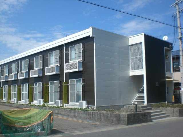 レオパレスベルラトゥールの外観