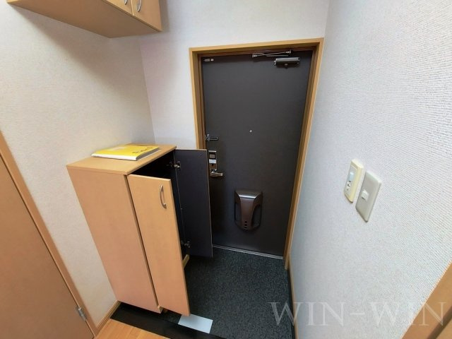 エルヴェ東小向Ⅰの玄関