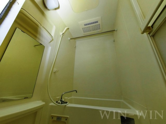 エルヴェ東小向Ⅰの浴室