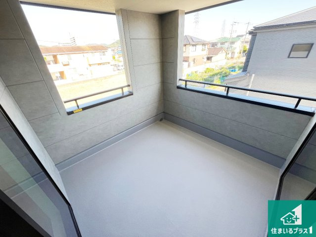 揖保郡太子町佐用岡　新築一戸建てのバルコニー