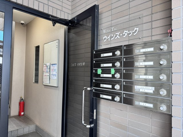 ウインズタックⅡのエントランス