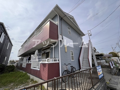 コーポアスナロの外観