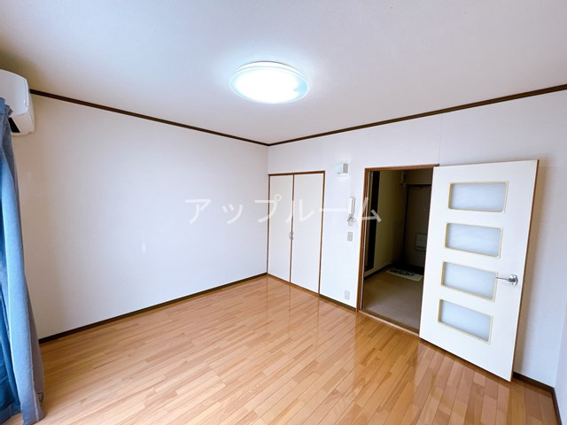 コーポアスナロの居間・リビング