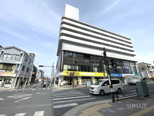 ロマーナ弐番館の外観|1階に店舗あります☆彡