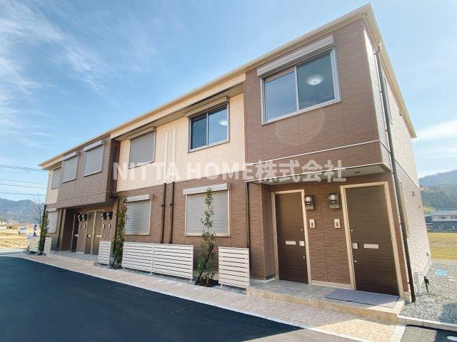 丹波市柏原町柏原のアパートの外観|駐車場１台＆インターネット無料◎エコジョーズ採用★