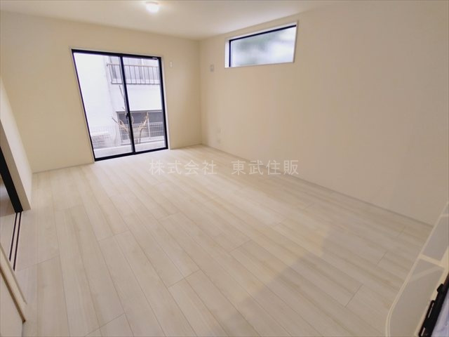 【居間・リビング】の画像