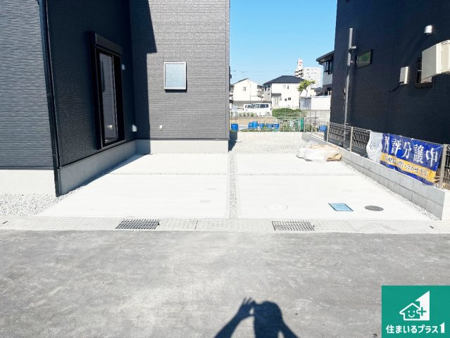 揖保郡太子町佐用岡　新築一戸建ての外観|周辺は落ち着いた街並みの住宅地！子育てがしやすい住環境です！まだ未完成ですが、現地でしかわからない事もございます。是非一度ご覧ください。