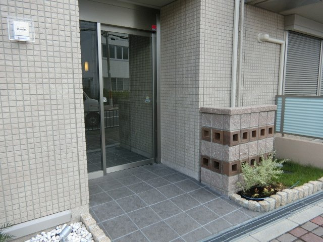 ルージュパードゥのエントランス