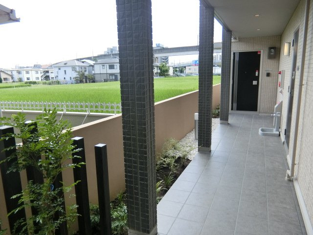 ルージュパードゥの周辺