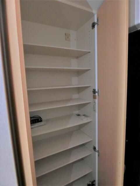 朝日広尾マンションの玄関