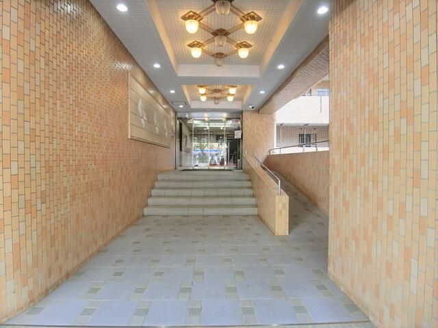 朝日広尾マンションのエントランス