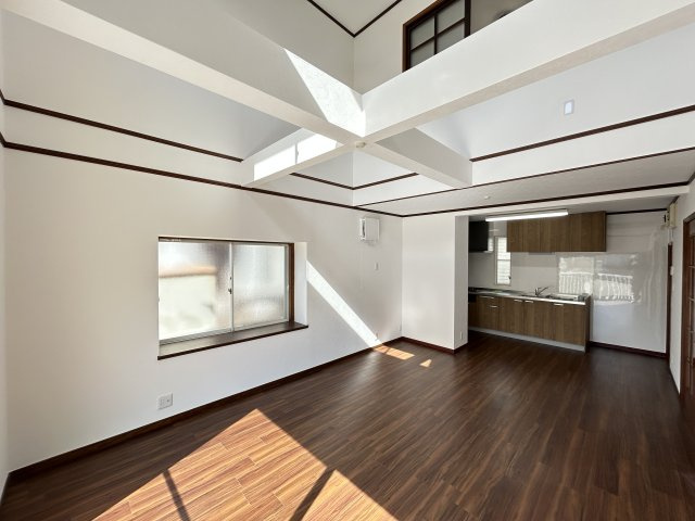 東海市加木屋町木之下の居間・リビング|LDK♪