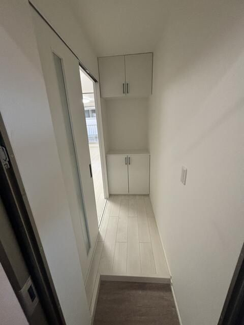 フクイビルの玄関