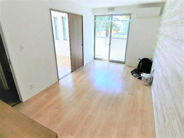 ＦＡＩＲＦＩＥＬＤ　ＣＯＴＴＡＧＥの居間・リビング