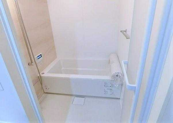 ＦＡＩＲＦＩＥＬＤ　ＣＯＴＴＡＧＥの浴室