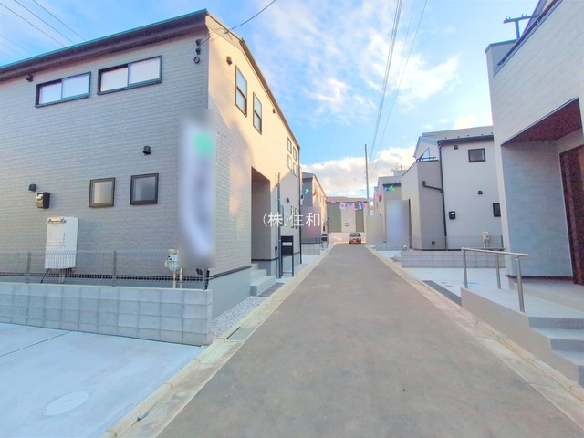 【新築分譲住宅】富士見市渡戸1丁目の前面道路含む現地写真