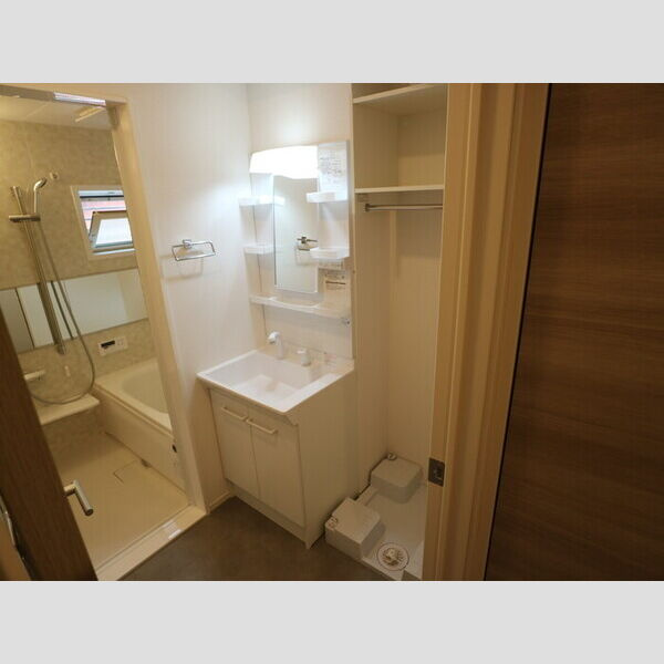 セレナヴィラ小阪Wの洗面所