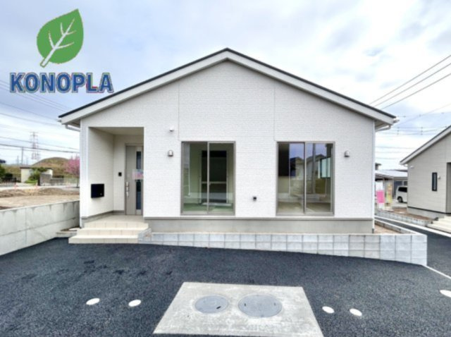 【新築戸建】高崎市金古町第16の外観|■外観（1号棟）｜今から見たい！大歓迎です♪お気軽にお問い合わせください♪オウチ探しは木ノ葉プランニング♪