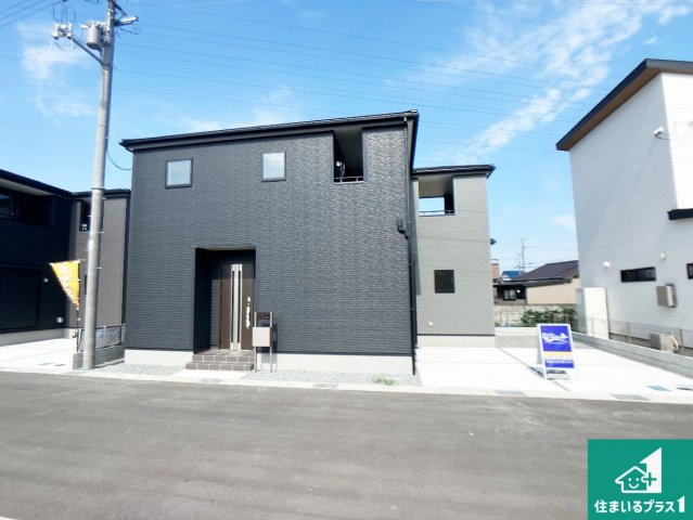揖保郡太子町佐用岡　新築一戸建ての外観|安心の10年保証！外観を美しく保ち、雨水で汚れを落とします！気になることがありましたら、お気軽にお問い合わせください！