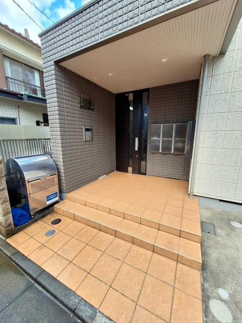 フォレスト大崎のエントランス