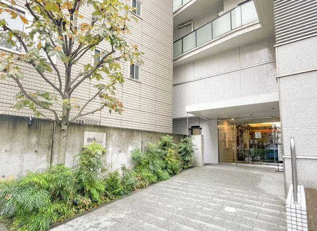 【エントランス】